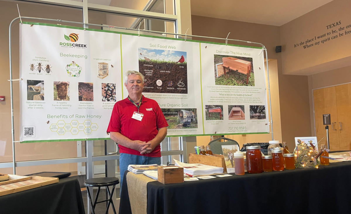 Bastrop Texas Exit Build Ross Creek Organic Booth